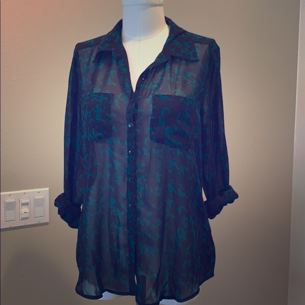 Guess button up shirt